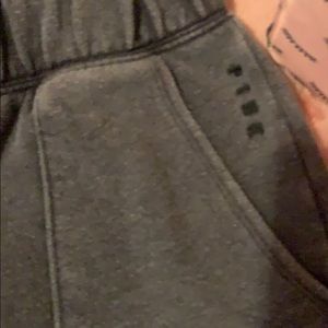 Cargo sweats from pink